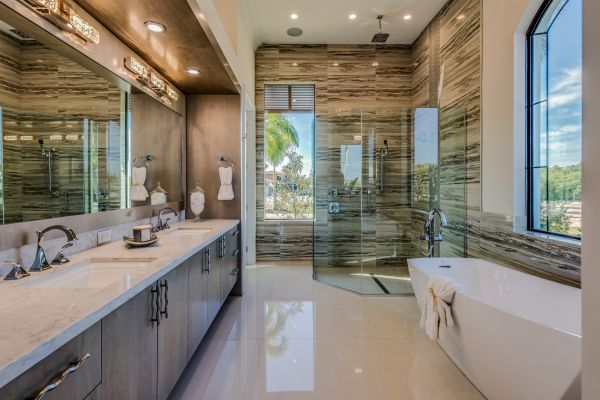 Cost of Luxury Bathroom Remodeling in Dubuque
